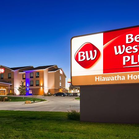 Best Western Plus Hiawatha Hotel Exterior foto